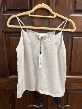 Prologue off white cami nwt